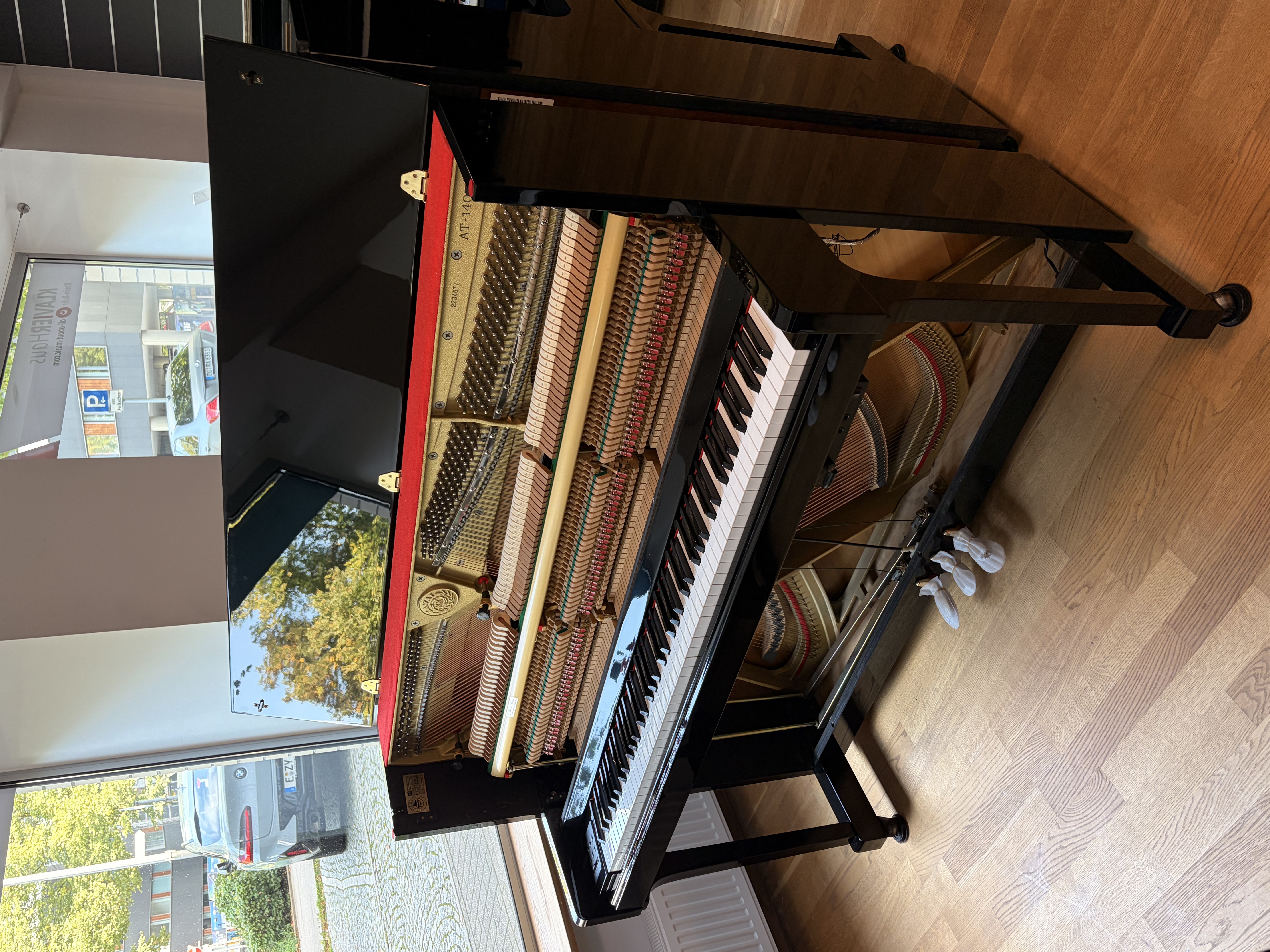 Kawai AT140 Klavier Silent