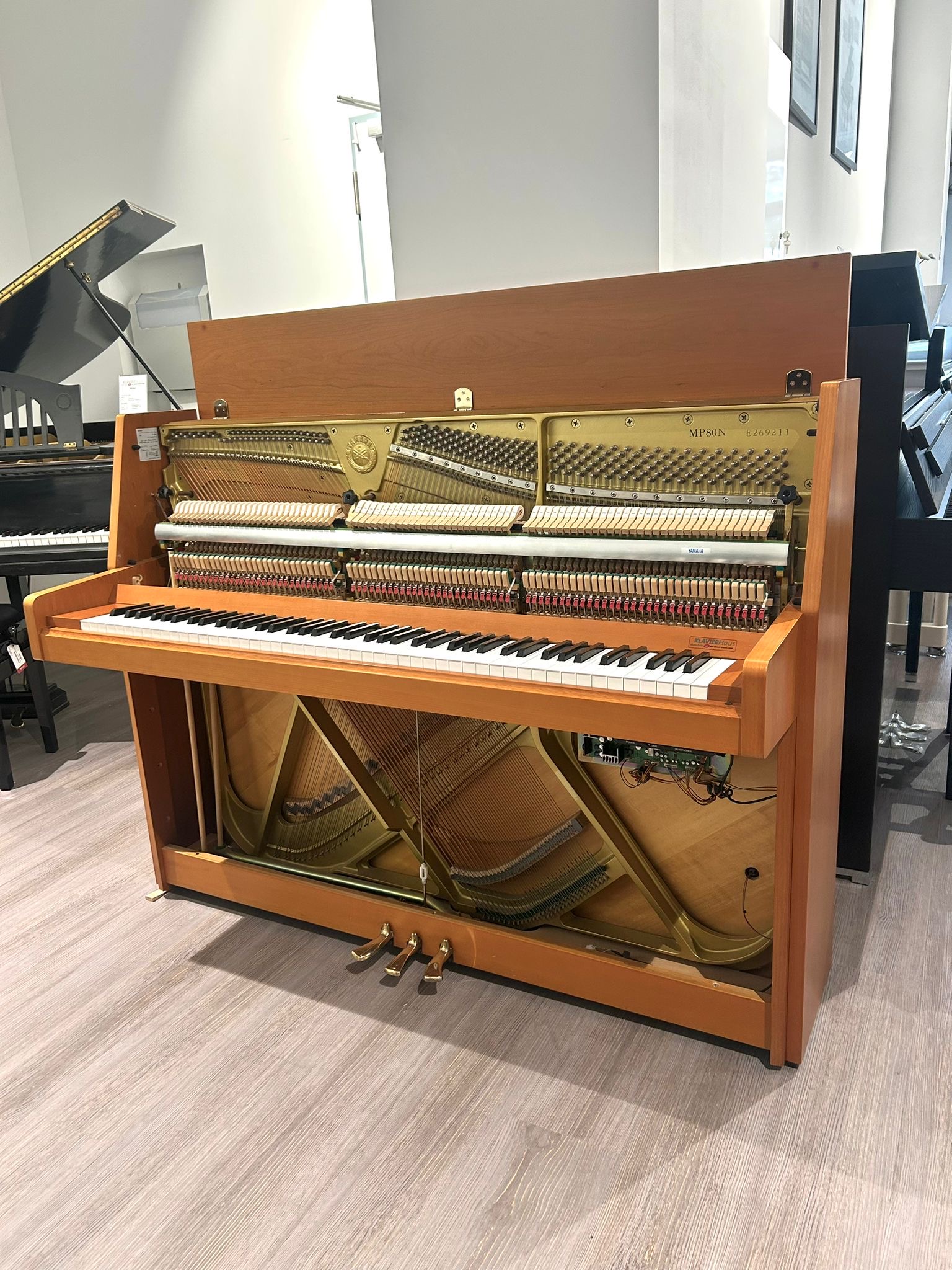 Yamaha MP80N Klavier Silent