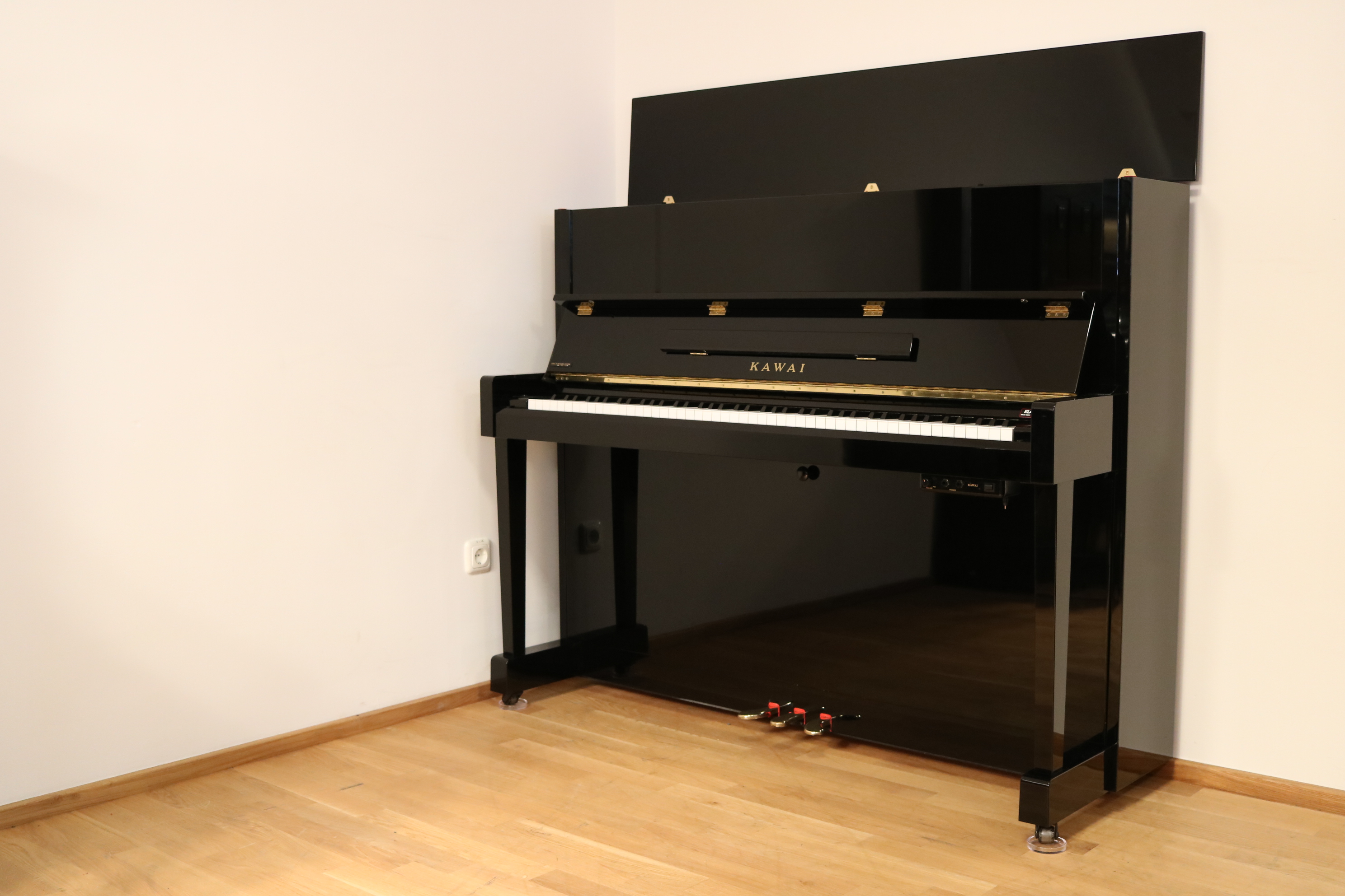 KAWAI KU-10-ATC Silent Klavier