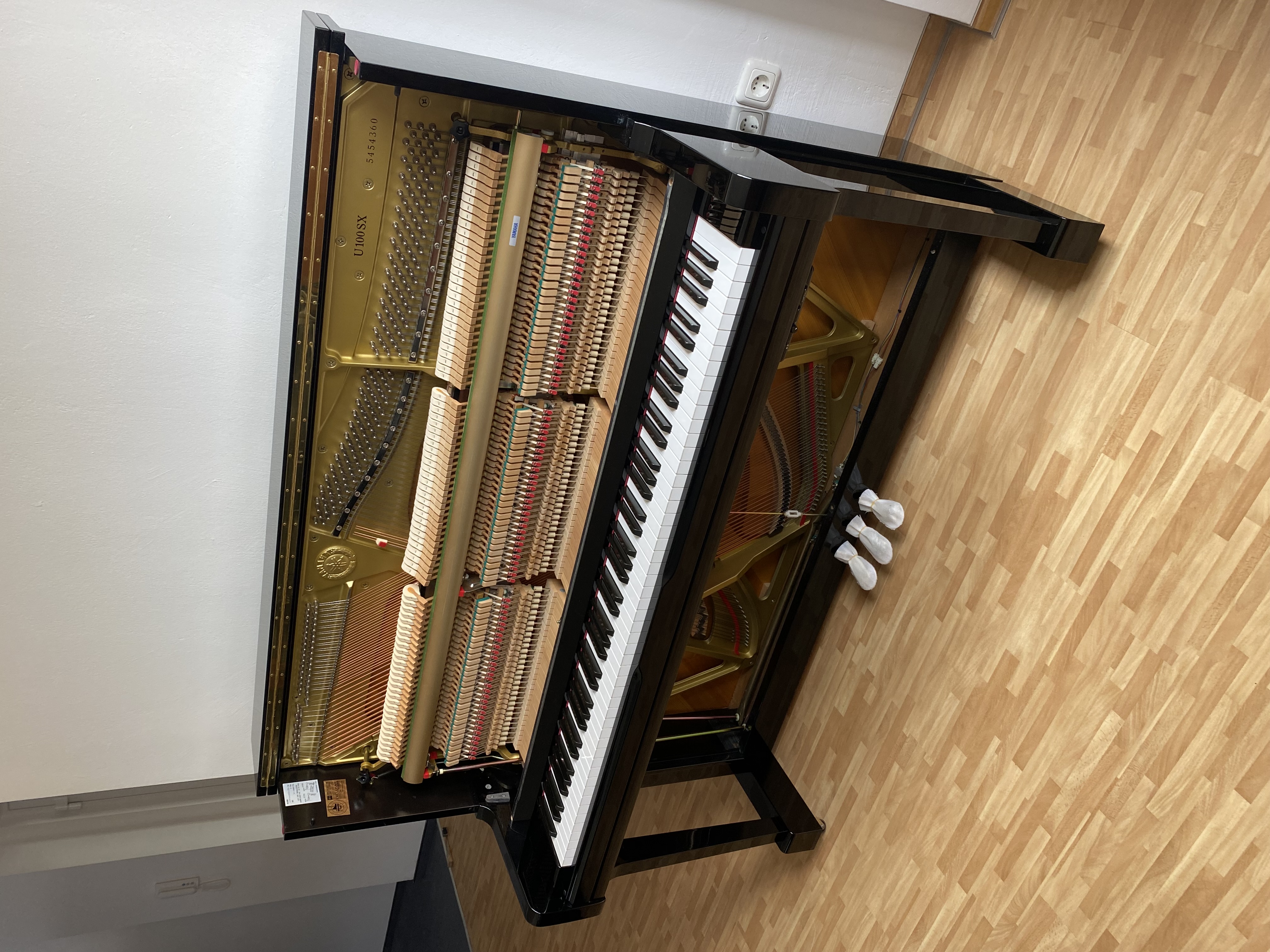 Yamaha U100SX Silent Klavier