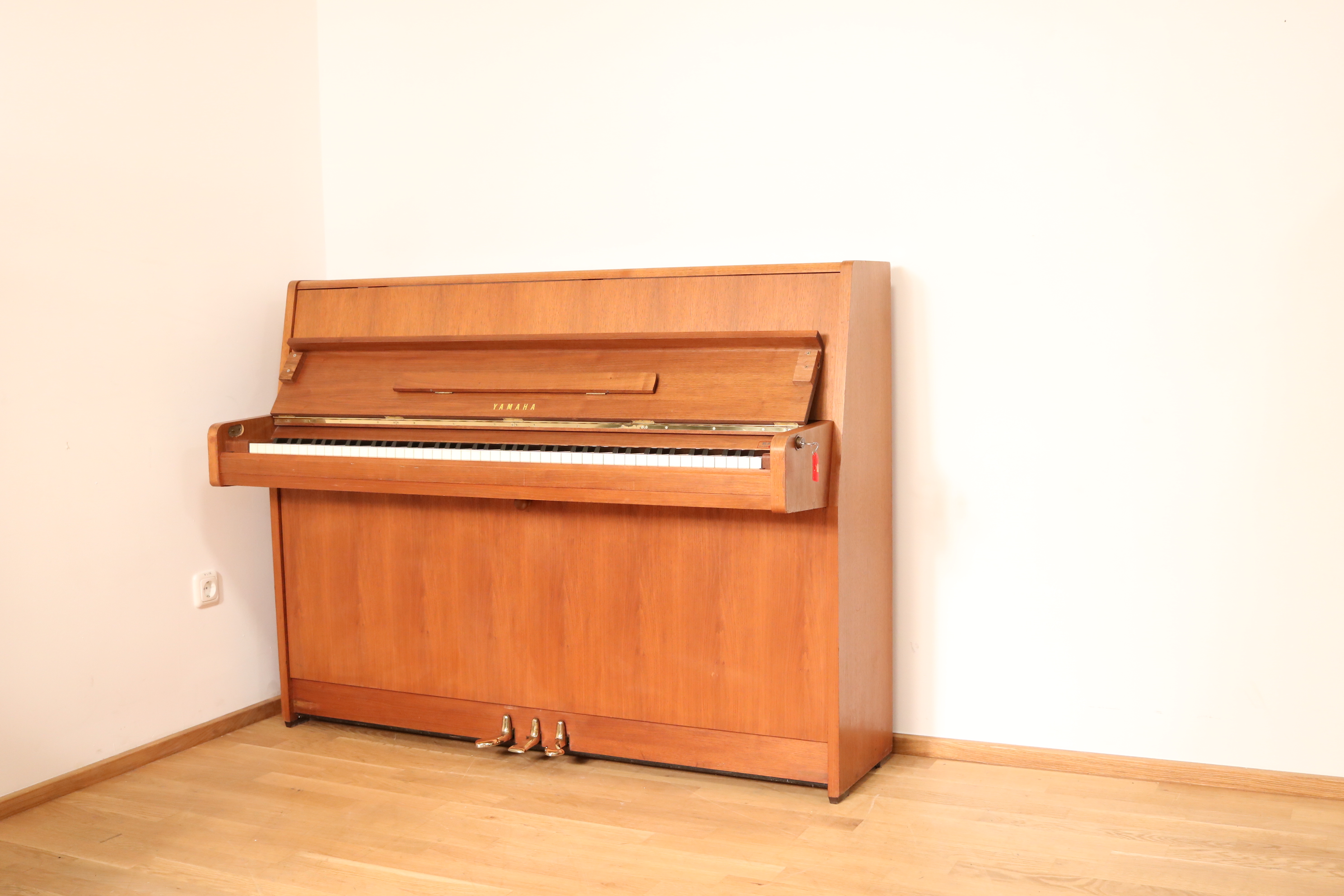Yamaha C Klavier