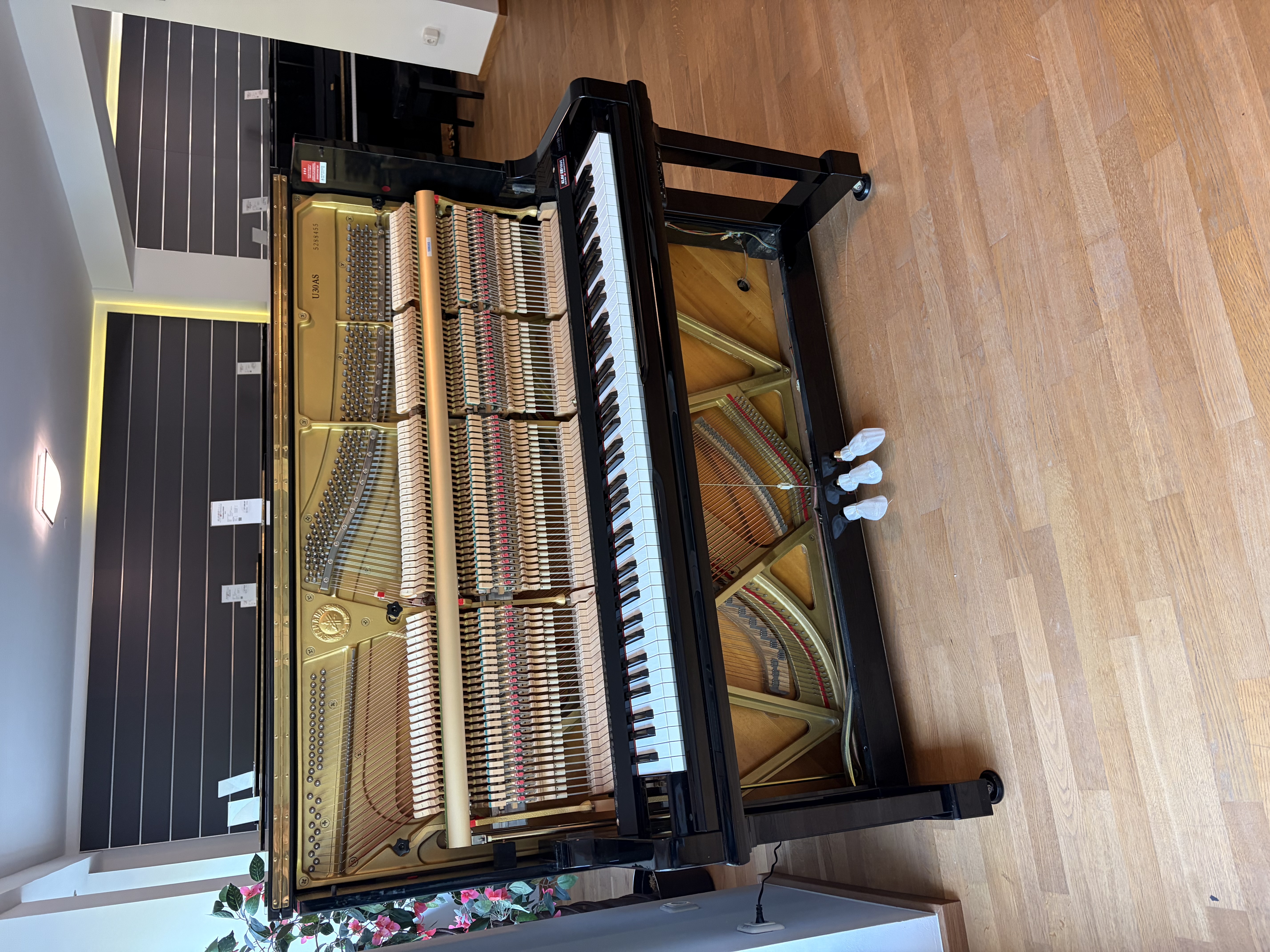 Yamaha U30AS Klavier Silent