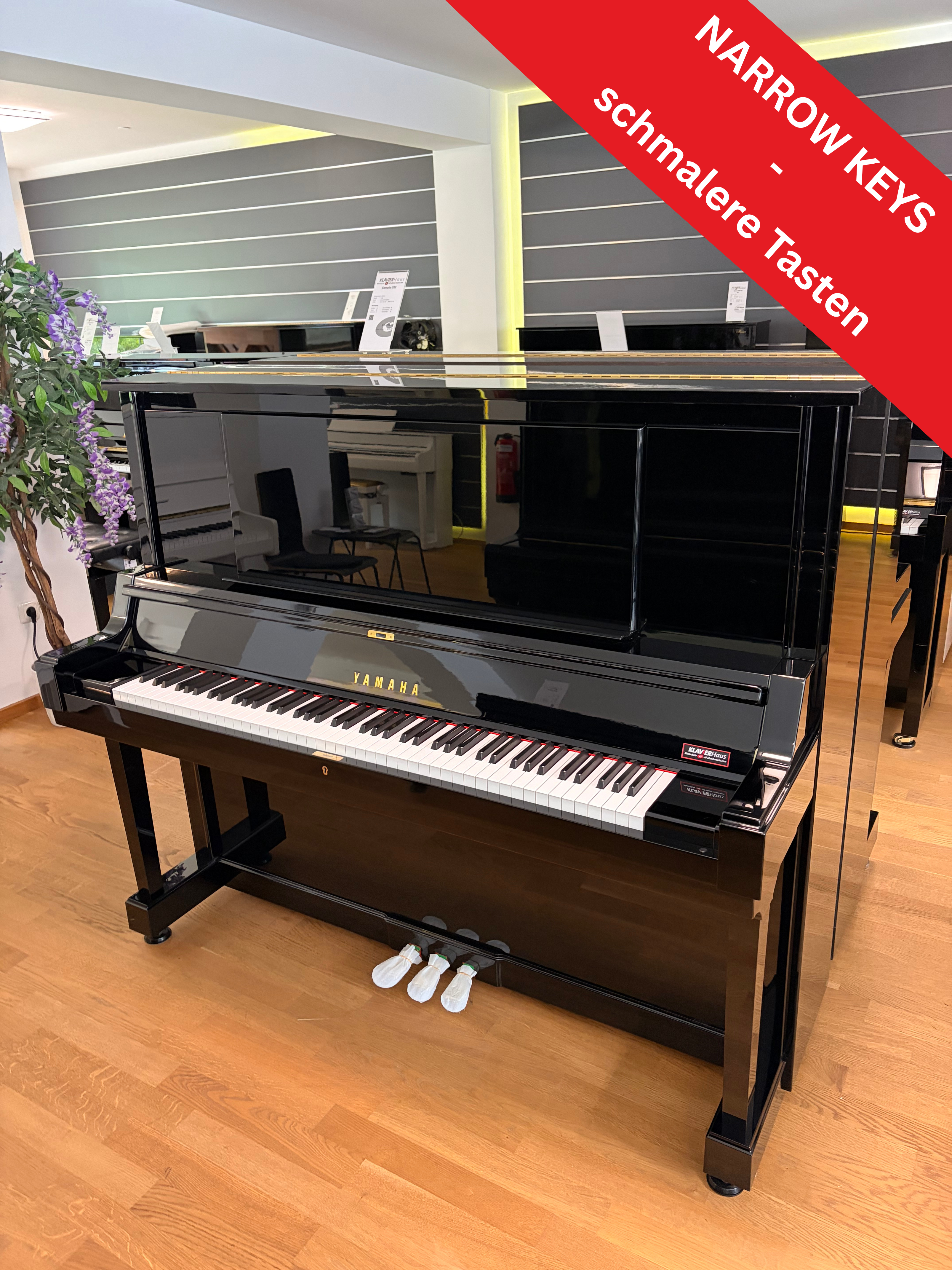 Yamaha UX5 Narrow Keys Klavier