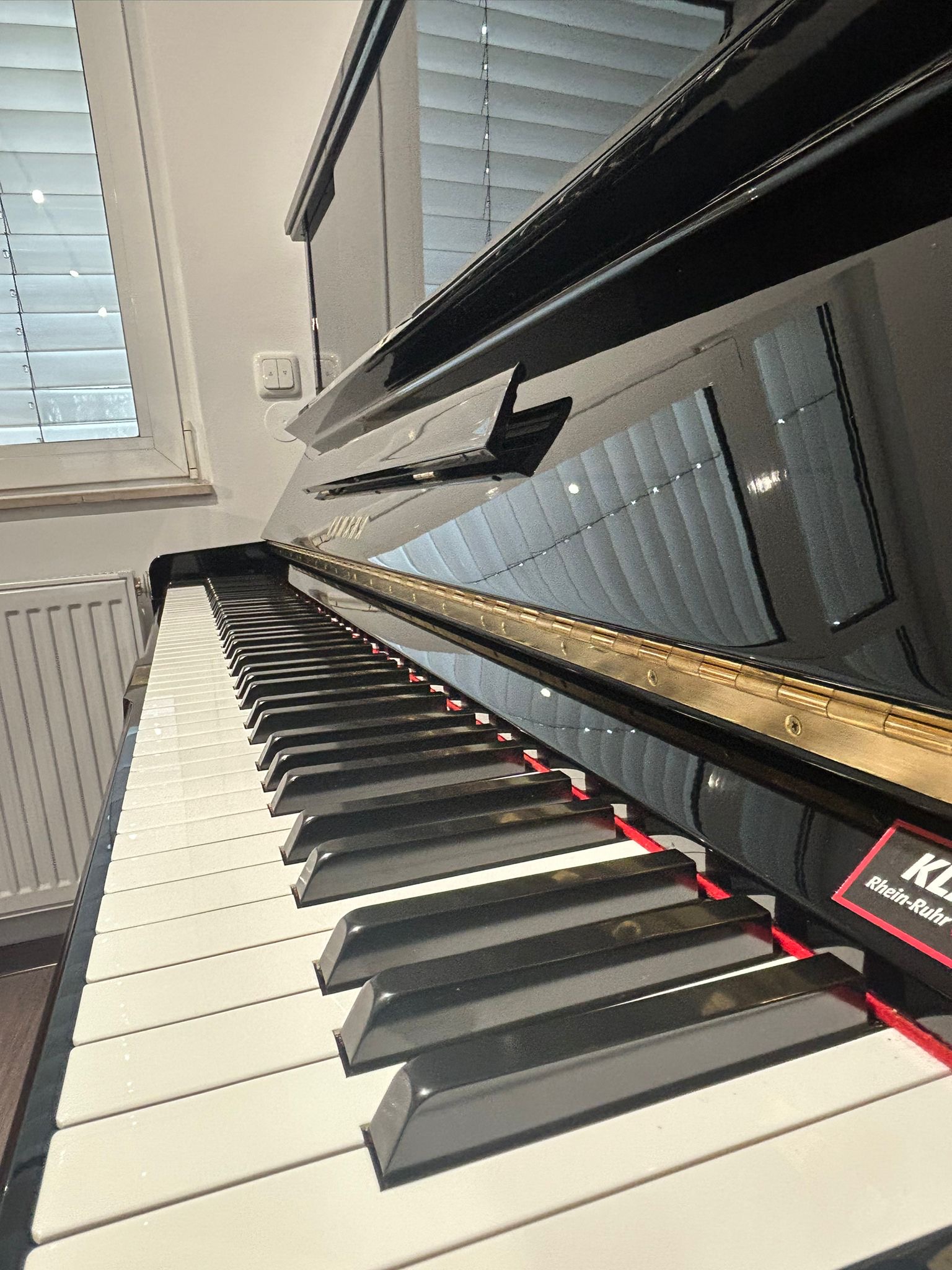Yamaha UX3 Klavier