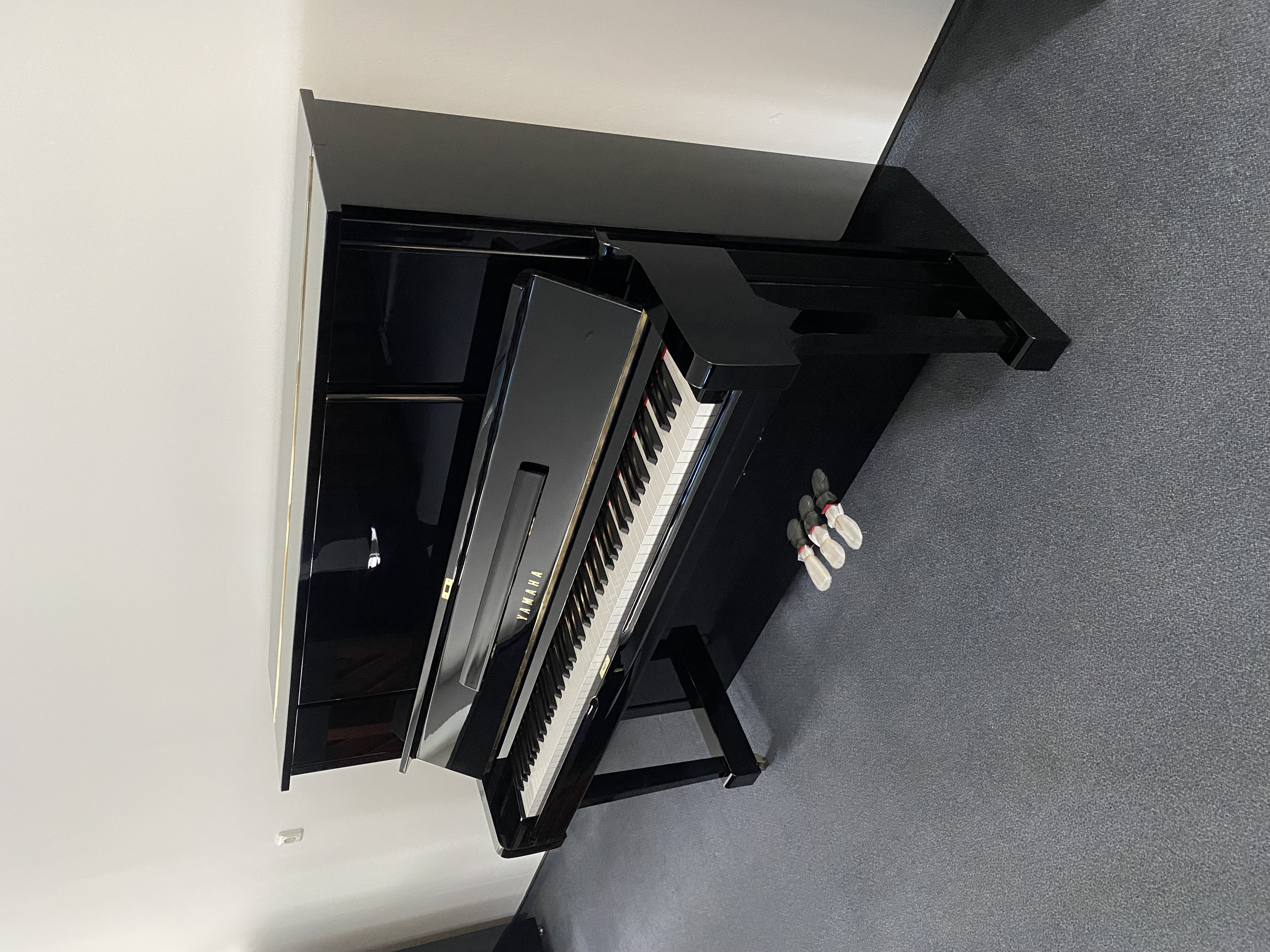 Yamaha UX1 Klavier Silent
