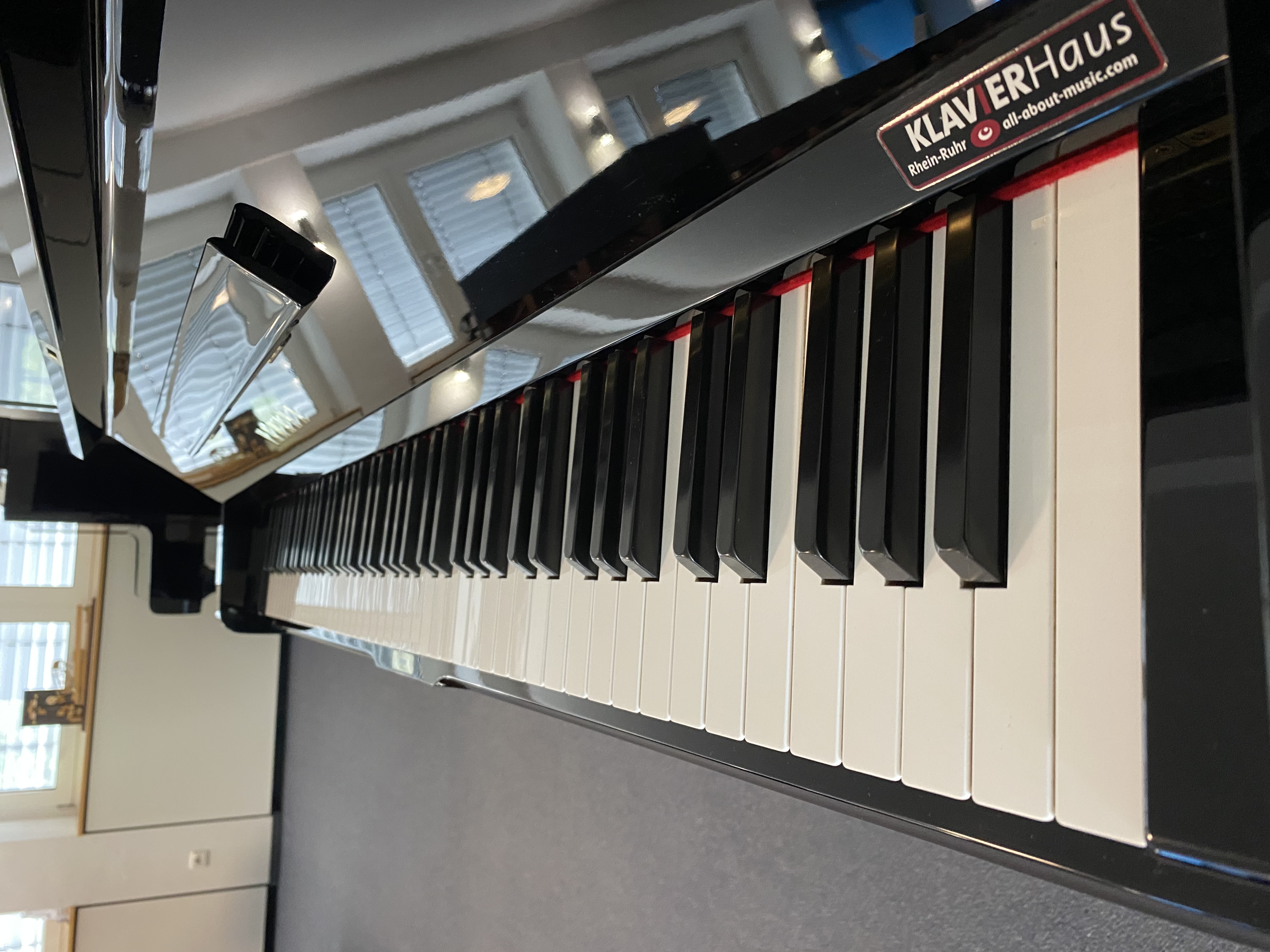 Yamaha UX1 Klavier Silent
