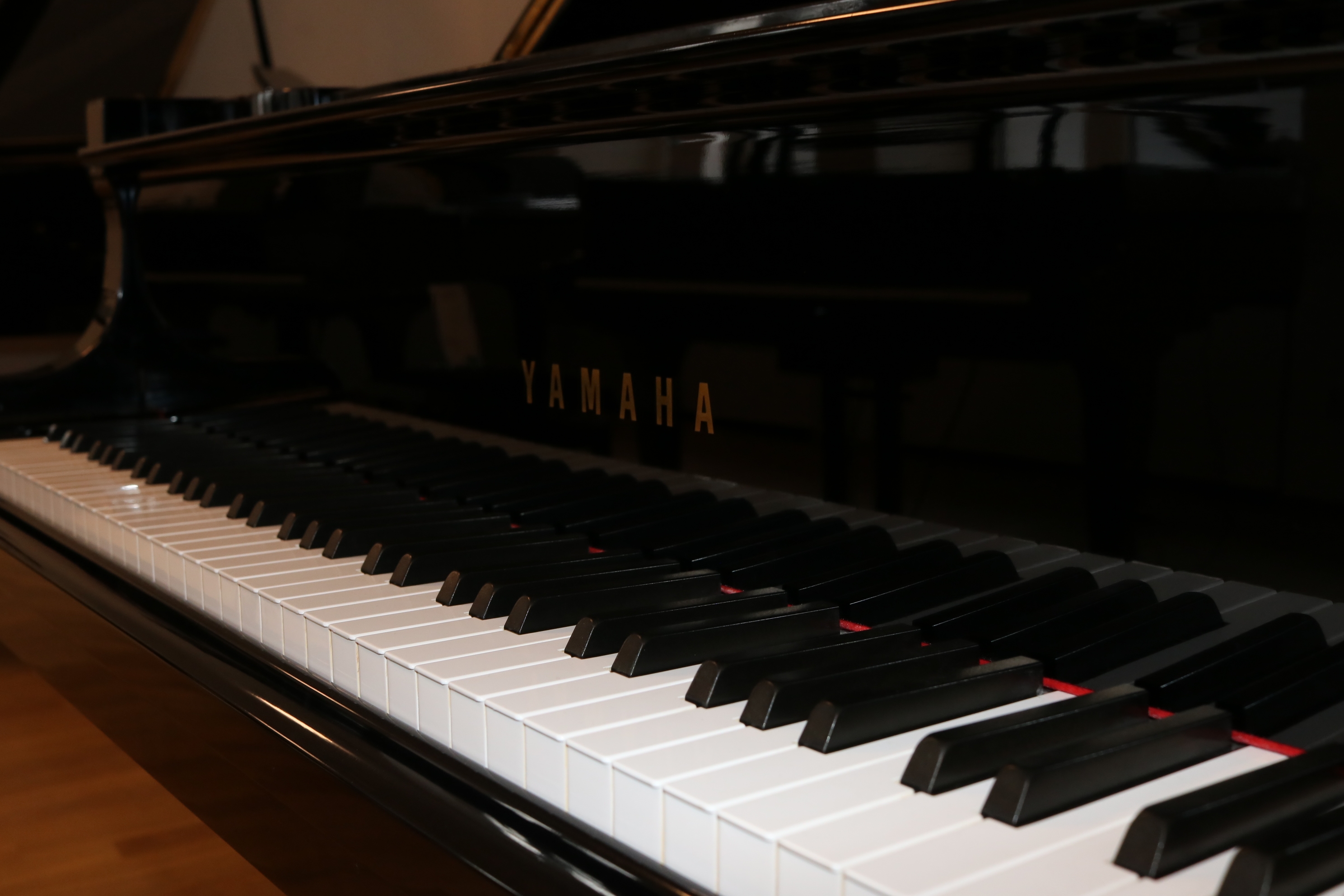 Yamaha C3 Flügel