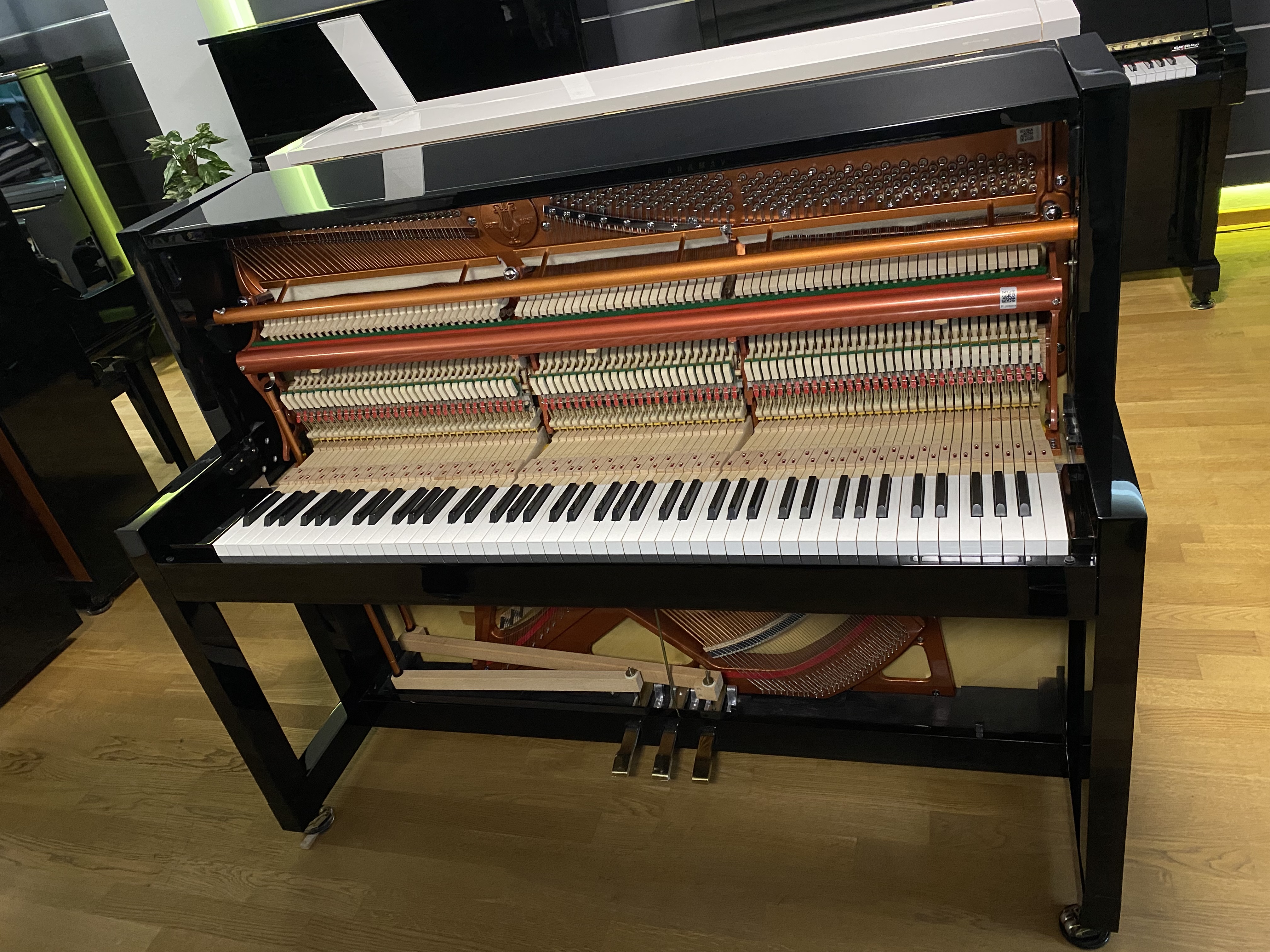 Feurich 115 Premiere Klavier