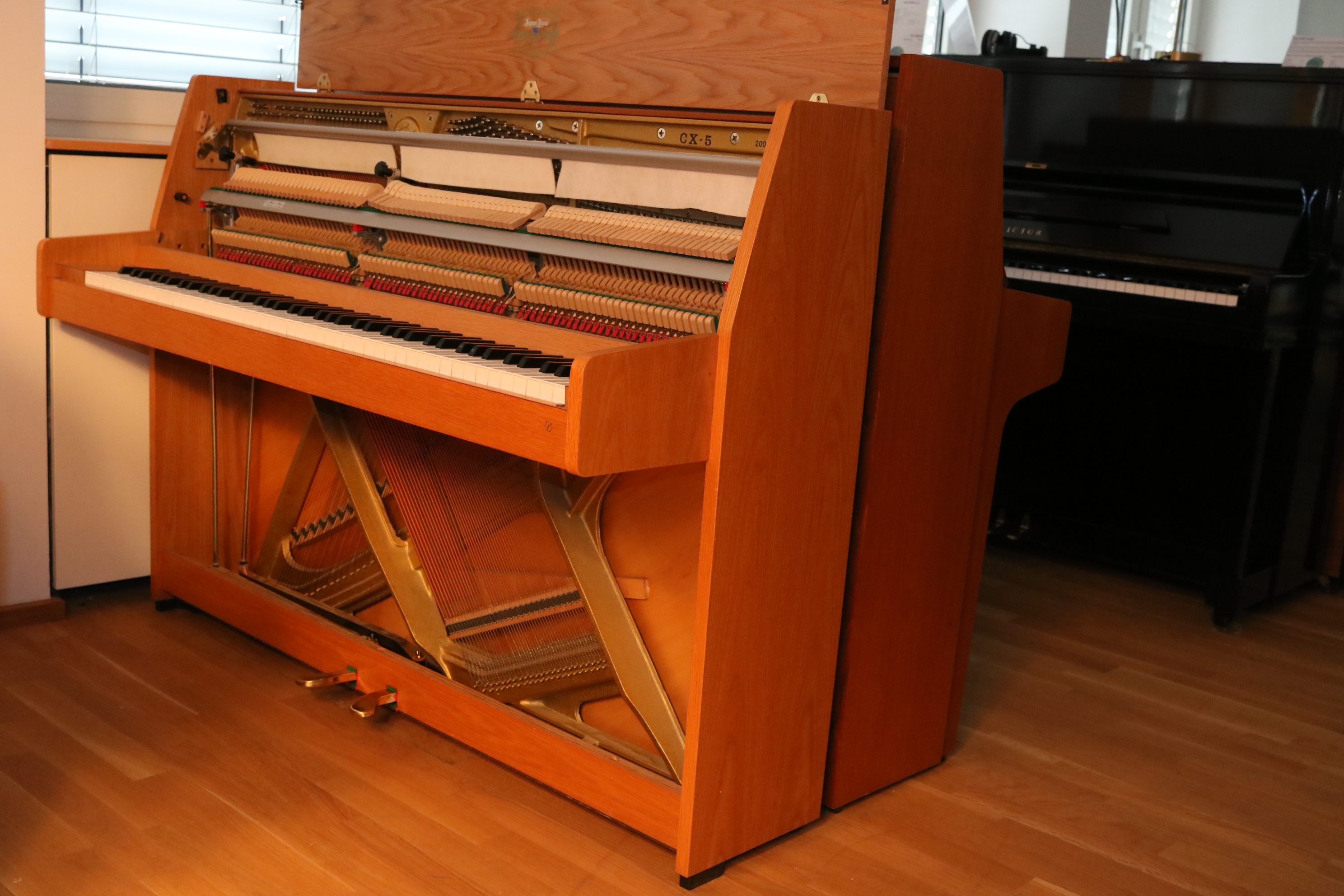 Kawai CX-5 Klavier