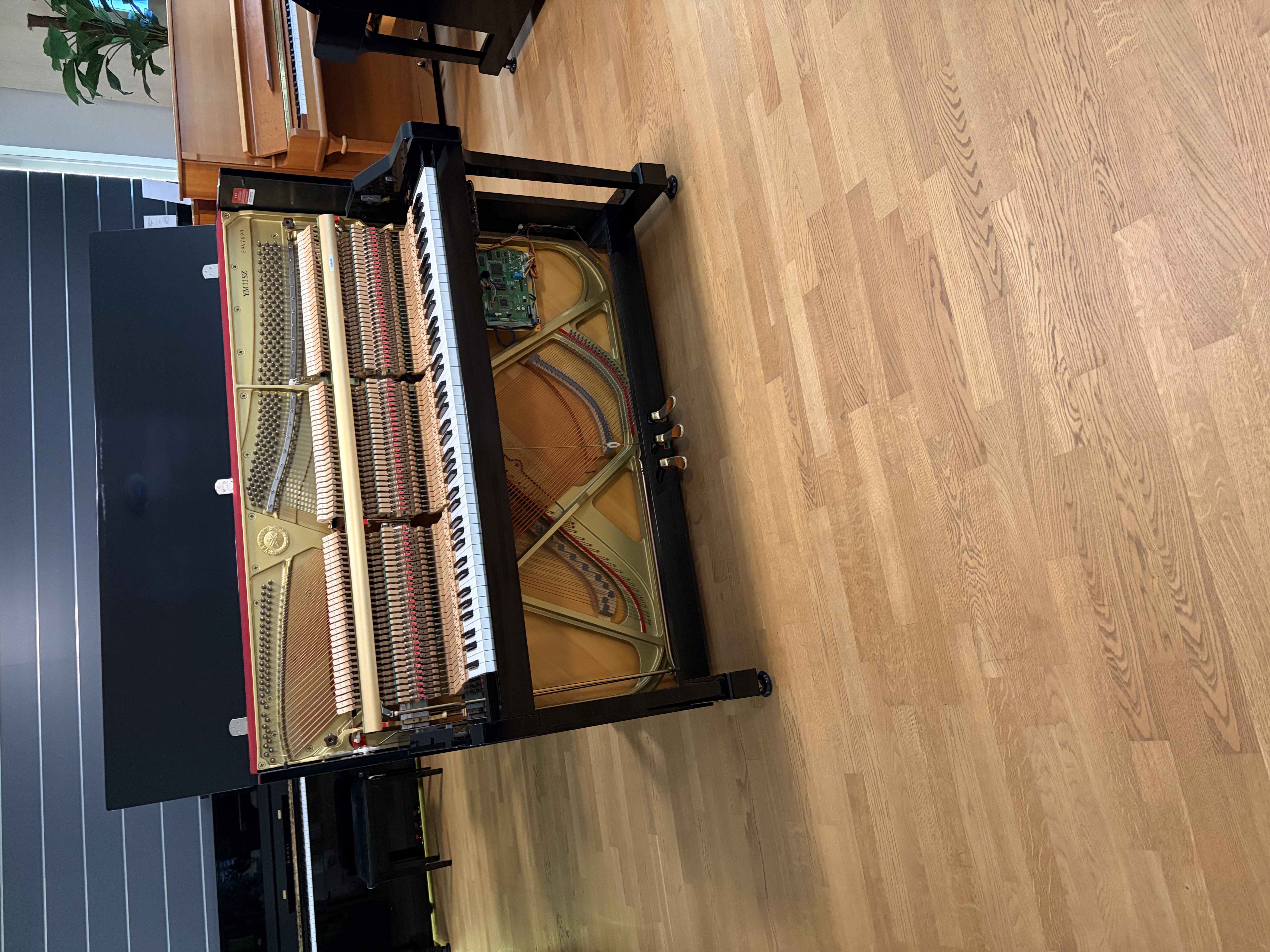 Yamaha YM11SZ Klavier Silent