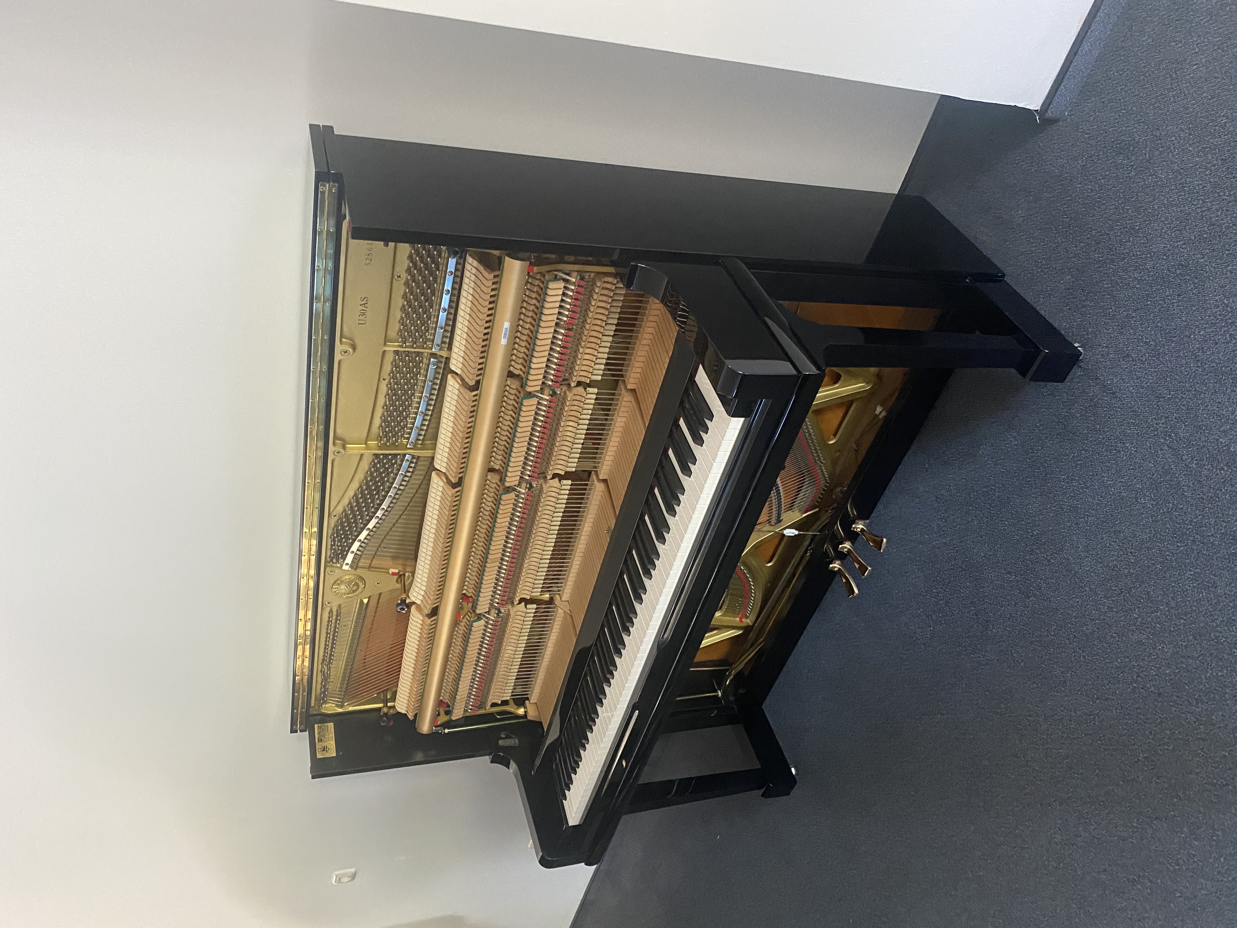 Yamaha U30AS Klavier Silent