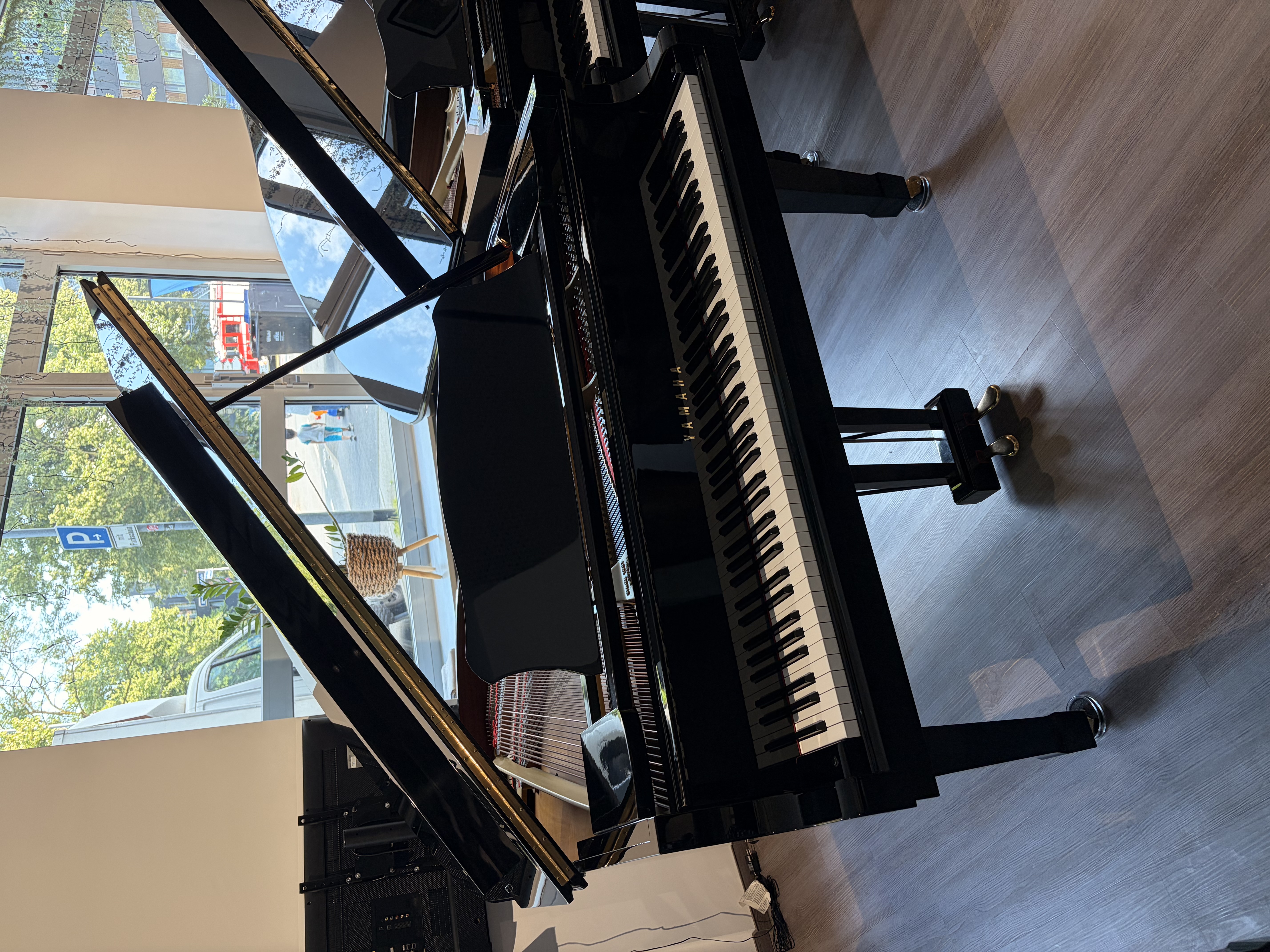 Yamaha C3 Flügel