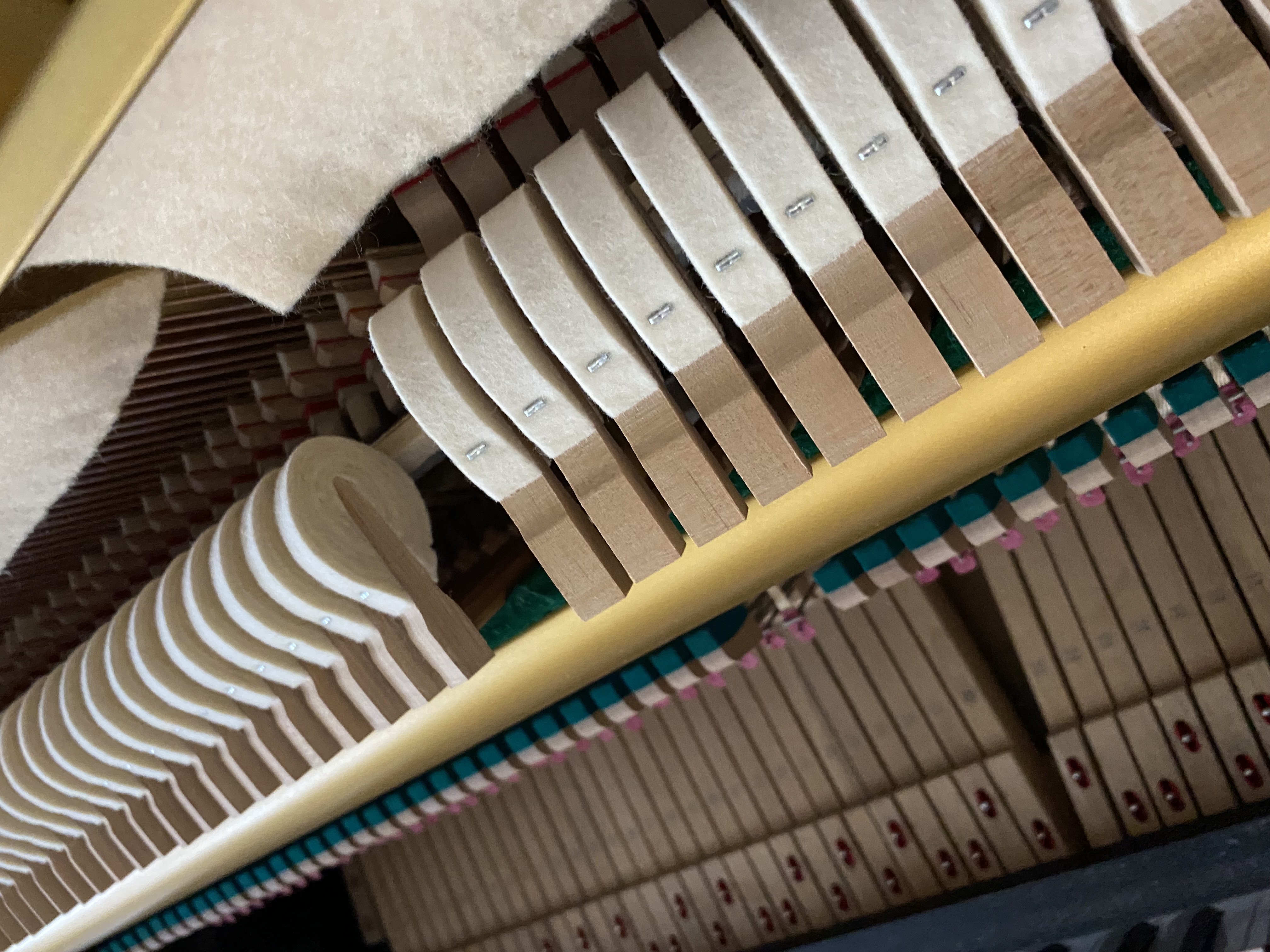 Yamaha U1H Silent Klavier