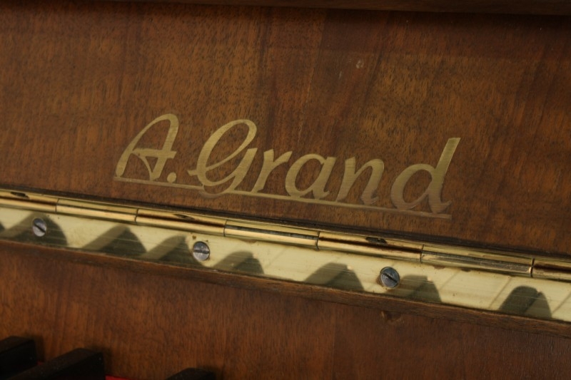 A. Grand Silent Klavier