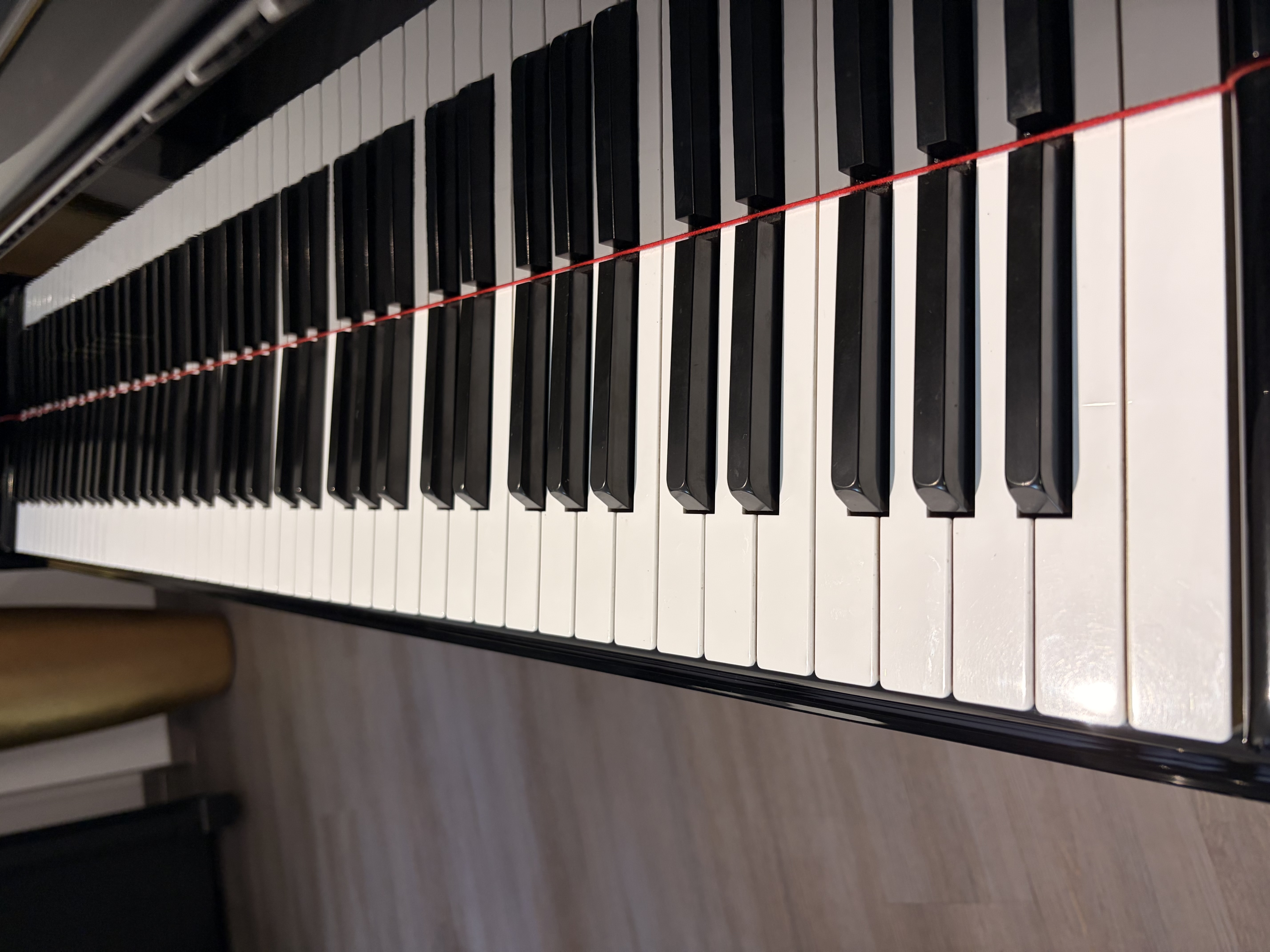 Yamaha G5E Flügel
