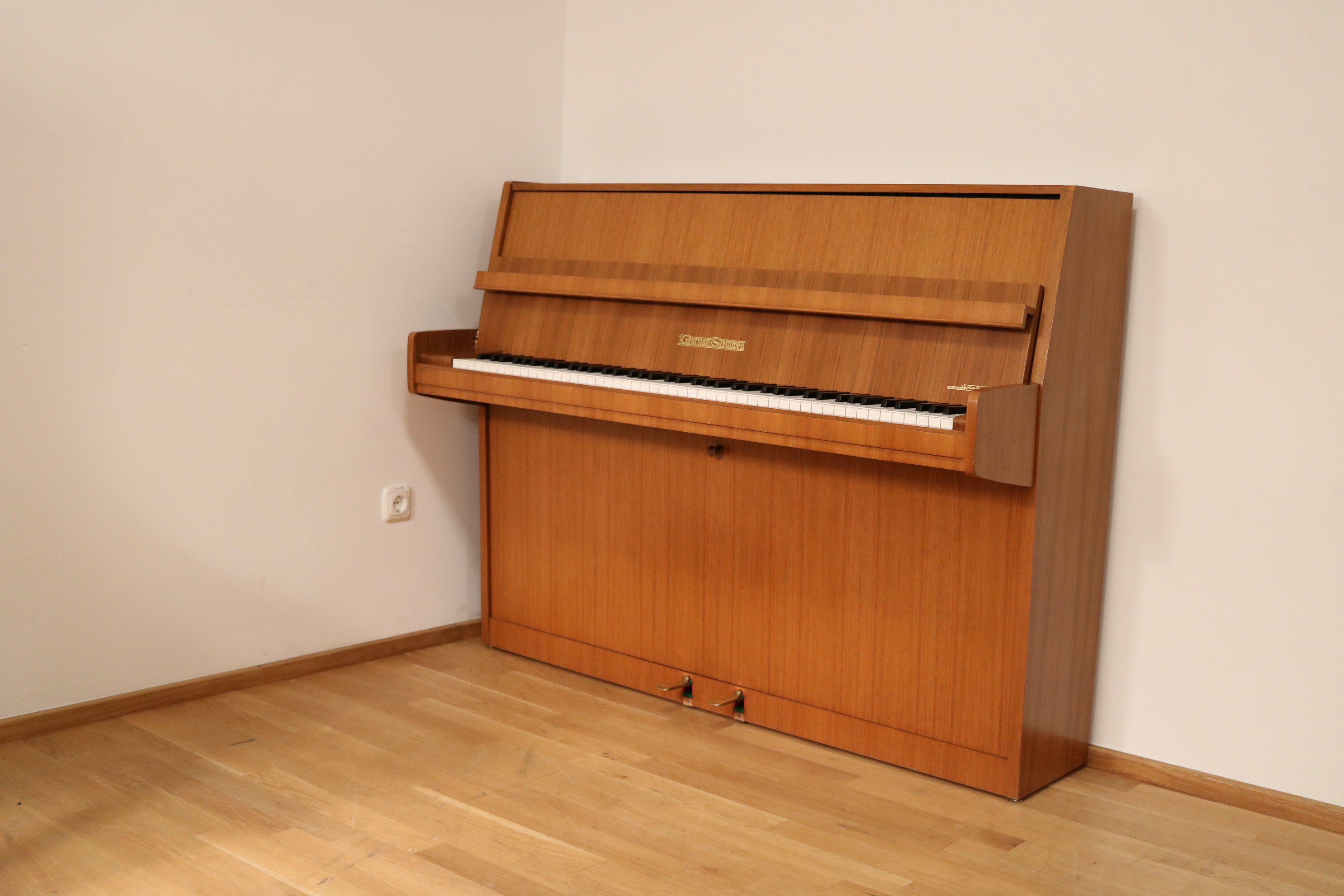 Grotrian Steinweg Klavier