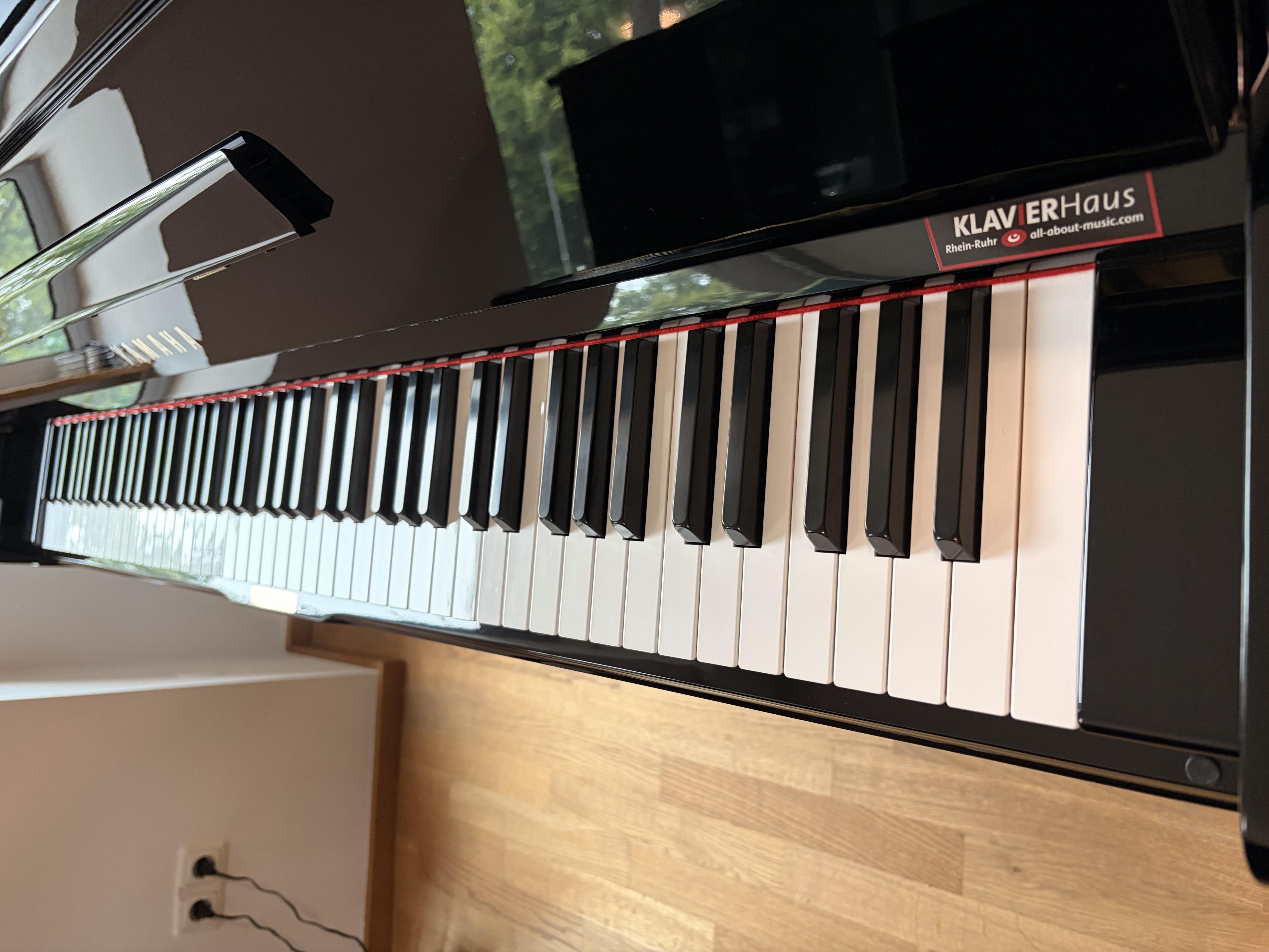 Yamaha UX3 Klavier