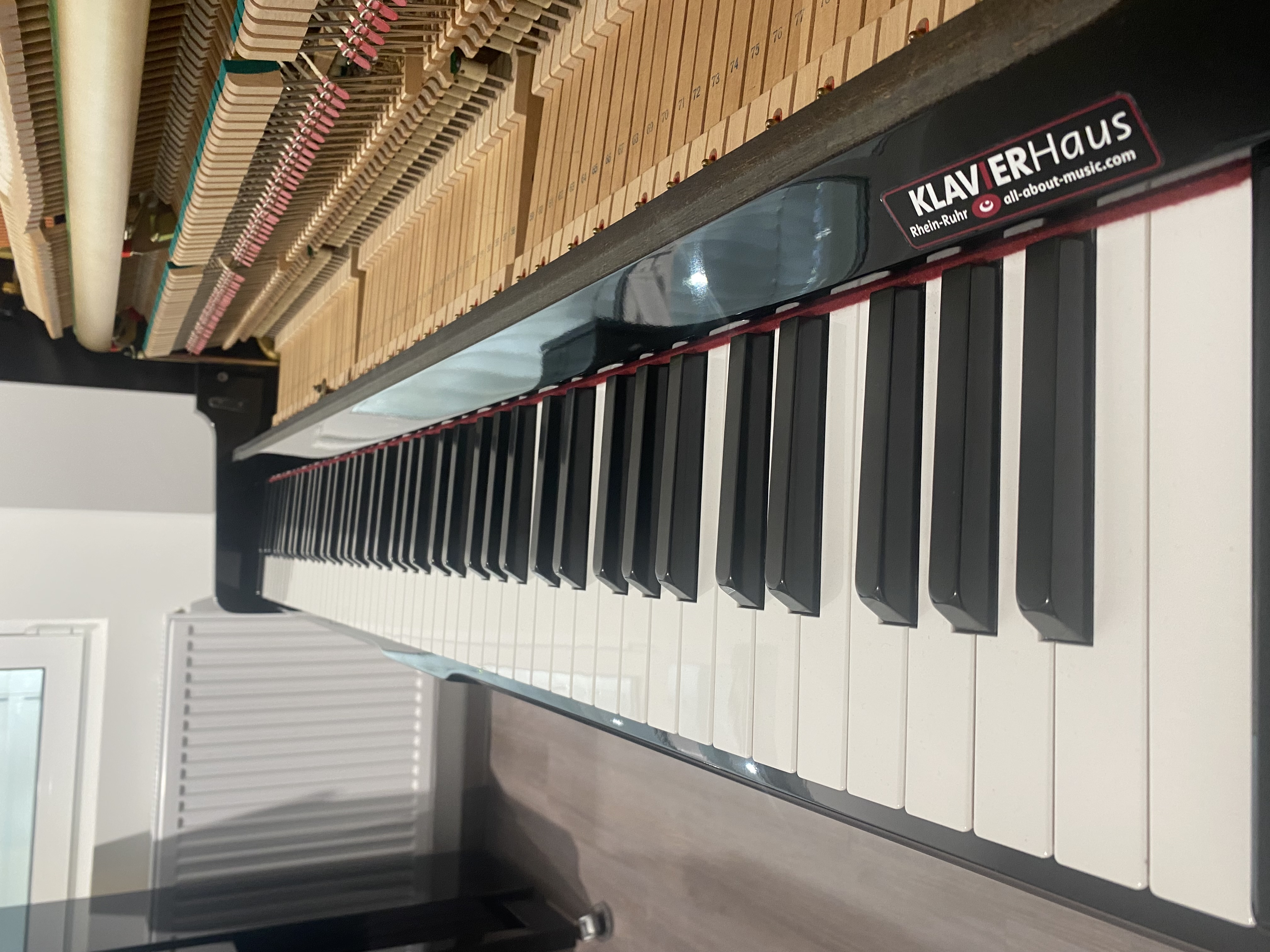 Yamaha U100SX Silent Klavier
