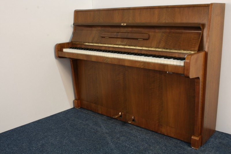 A. Grand Silent Klavier